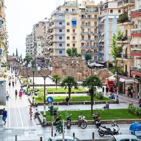 Emphasis - Galerius Palace #skgbnb *