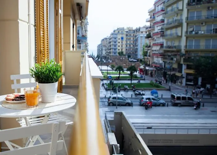 Emphasis - Galerius Palace #skgbnb Apartment